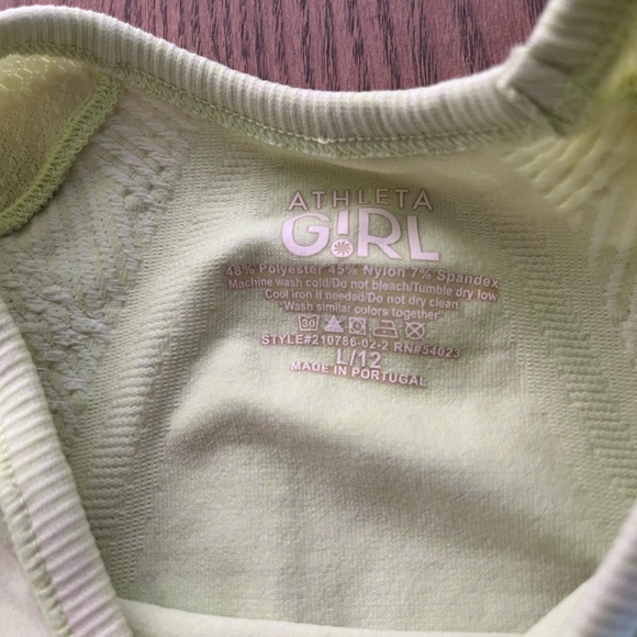 Athleta Light Yellow Short Sleeve Tee size large - Picture 7 of 8